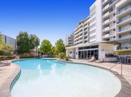 Horton Apartments, Hotel in Maroochydore