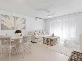 'Island Villa' Boho-Coastal Escape by the Waterfront