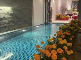 Ray Villa 01 - 6BR Pool Thao Dien, villa in Ho Chi Minh City