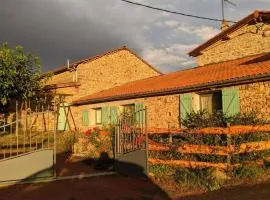 Gîte rural confortable avec terrasse, proche de Roanne - FR-1-496-376