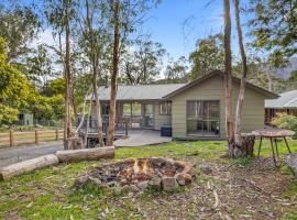 High Road Haven, villa in Halls Gap