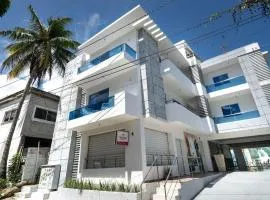 Almirante Seaside Apartments
