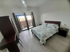 Chez Nemo, hotel em Puerto Villamil