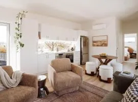 The Bennett Loft, a modern Launceston hideaway