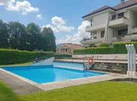 Apartment on Lake Maggiore with Garden