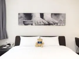 S33 Compact Sukhumvit Hotel