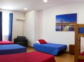 Russo's Hostel: Setúbal'da bir otel