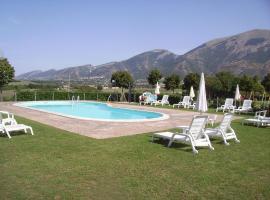 Appartamenti Albarosa by Holiday World, apartamento en Sigillo