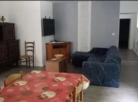Appartement dans les Gorges de la Sioule proche rivière