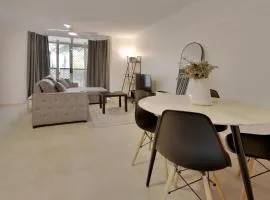 Comfortable 1BR near UQ, River Walks & Pool