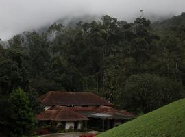 Aelam Acres, hotel in Chillithodu