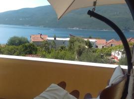 Apartments Savić, hotel v destinaci Herceg-Novi