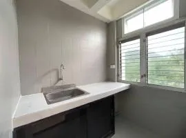 Townhouse, 500m the Pink Line MRT, Near Airport