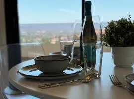 Luxurious 2-Bedroom Apartment in Arenals del Sol with Pool and Sea Views