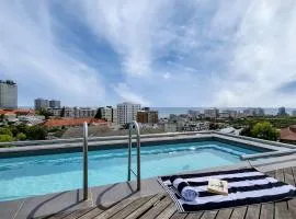 The Honeycomb on S 2 Bedroom Modern, Secure, Central Apartment