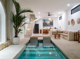 Villa Mila - Luxury 1BR Private Villa 150m from the Beach, Hotel in Cemagi