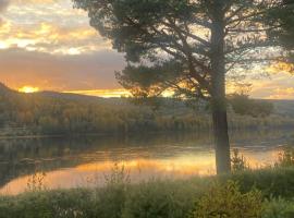 The Riverside, homestay in Undrom