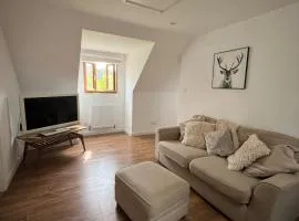 The Acorn Hideaway