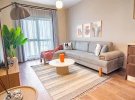 10th Floor Modern & Stylish 1br Apartment