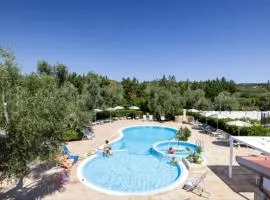 Semi detached Villa Country