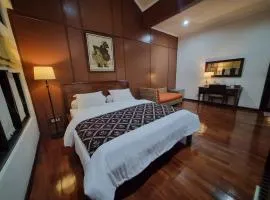 Rumah Keluarga Homestay 4BR Syariah