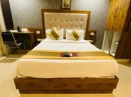 HOTEL DOUBLE CROWN Mumbai AIRPORT T2