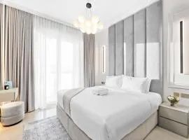 SKY9 Apartments - Luxury Apartments in Downtown Dubai with Full Burj Khalifa View