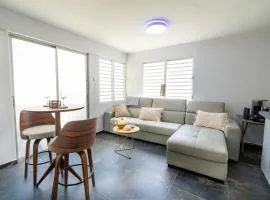 Casa Brisa del Mar - Steps to Montones Beach