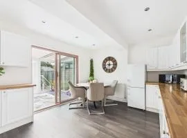 Kendal By The Coast - Cosy home in great location