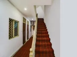 Adarsh Palace Hotel Near Bhopal Railway Station and Nadra Bus Stand Bhopal