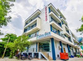 HOTEL OXUS, Pratap Nagar, hotel cerca de Aeropuerto de Jaipur - JAI, Jaipur