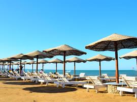 Queen T Fanadir Luxury Resort All Inclusive, hotel en Hurghada