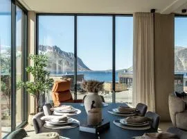Serene cabin in Lofoten with sauna