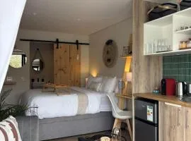 Modern Coastal Studio near Glencairn Beach