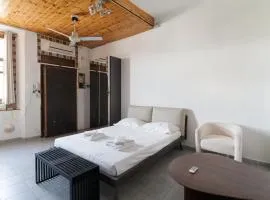GuestHost - Comfy Studio Apartment San Cristoforo