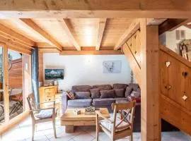 Chalet duplex 3* avec WiFi, parking et animaux acceptés à Chamonix - FR-1-343-171