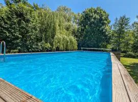 5 Bedroom Stunning Home In Quiestede