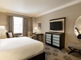 Fairmont Hotel Vancouver, five-star hotel in Vancouver
