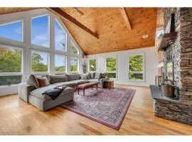 Vermont Mountainside Ski Chalet with Sauna, Gym, Near Stowe