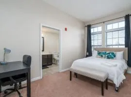 Private Room Downtown INDY