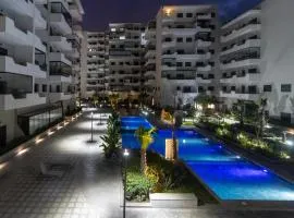 Studio chic et paisible avec piscine parc et plage