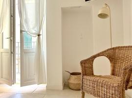 Perla di Mola, hotel in Mola di Bari
