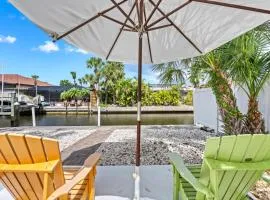 Siesta Key Waterfront Oasis - Heated Pool, Dock, Walk to Village & Beach