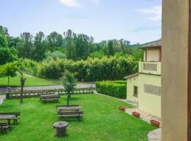 Lovely Apartment In Montone With Wifi