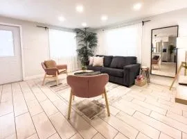 Chic & Stylish House In Tampa Ybor&busch