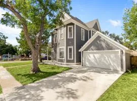 The Bowie Grand - Historic Comfort in Seguin