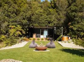 Hightide River Escape -with Outdoor Bath