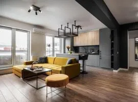 Skylark - Toronto Penthouse with Jacuzzi & Mountain View