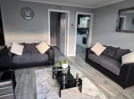 FM Homes & Apartments 3 Bedroom Motherwell