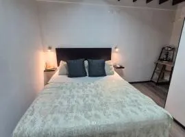 Bambu hostal - Alojamiento a pasos del mall y centro